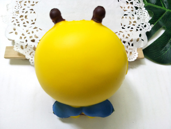 cквиш игрушка антистресс пчела