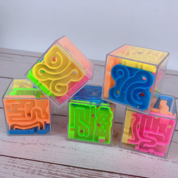 Куб-лабиринт