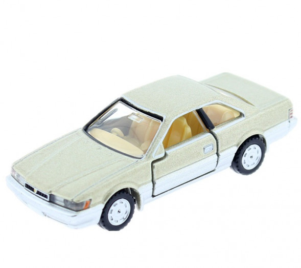 Автомобиль Premium №04 Nissan Leopard Takara Tomy 887126