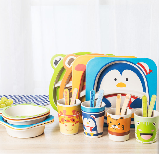 Бамбуковая посуда для деток