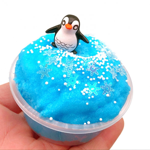 Слайм пингвин в снегу