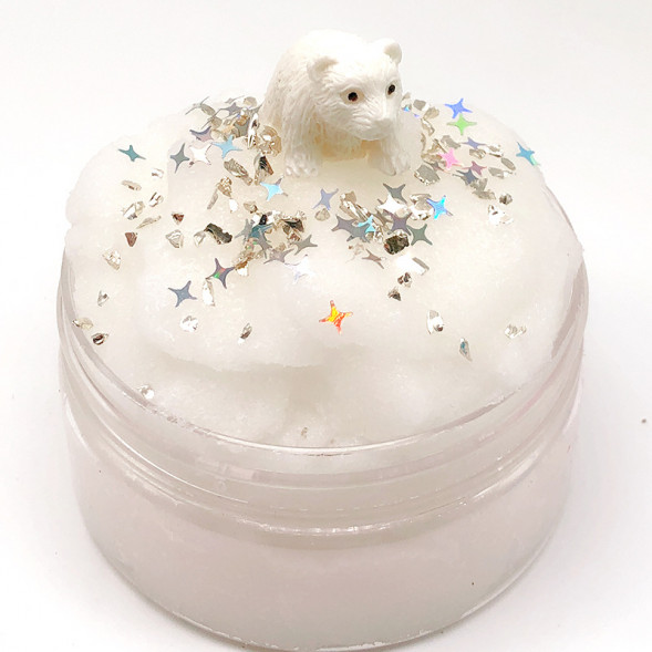 Слайм мишка в снегу