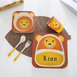 Набор детской посуды из бамбукового волокна Львёнок Bosiyuan