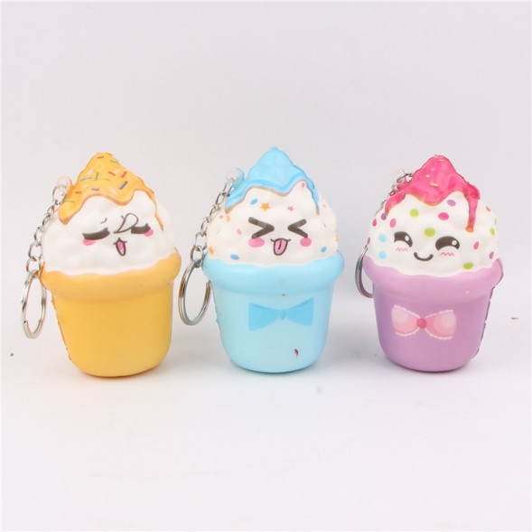 Сквиш игрушка антистресс брелок пирожное