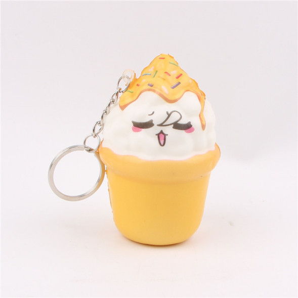 Сквиш игрушка антистресс брелок пирожное