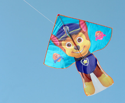 Воздушный змей с героем мультфильма "Щенячий патруль"