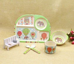 Набор детской посуды из бамбукового волокна Слон воздухоплаватель
