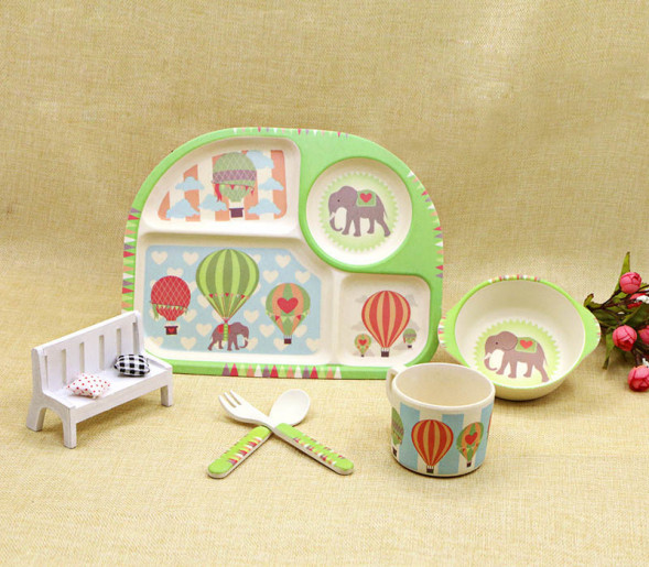 Набор детской посуды из бамбукового волокна Слон воздухоплаватель