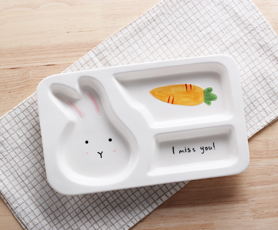 Детская керамическая посуда разделительная тарелка с зайчиком