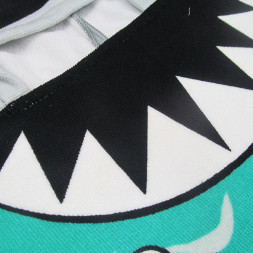 Полотенце-пончо веселая акула