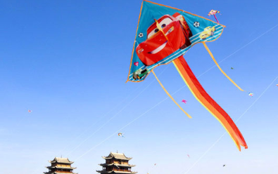 Воздушный змей Молния маквин 160х112 см