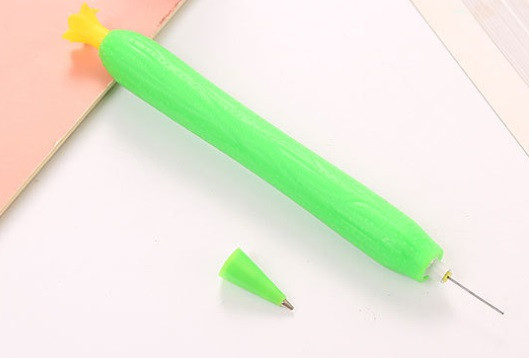 Простой карандаш Огурец