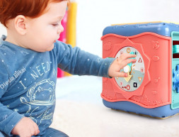 Развивающий игровой куб 