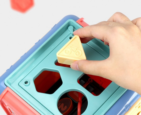 Развивающий игровой куб 